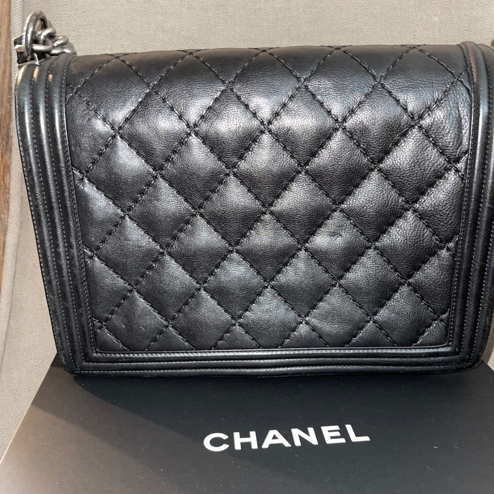 Chanel Boy - Picture 3 of 6
